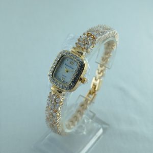 ساعت مچی Royal Crown صفحه سفید